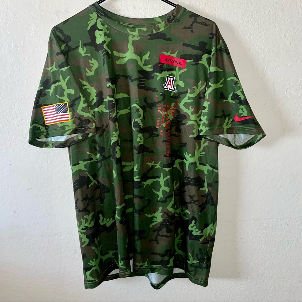 Nike Arizona Wildcats Military Dri-fit Camo Shirt (XL)